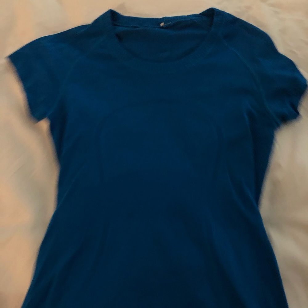 Lululemon top